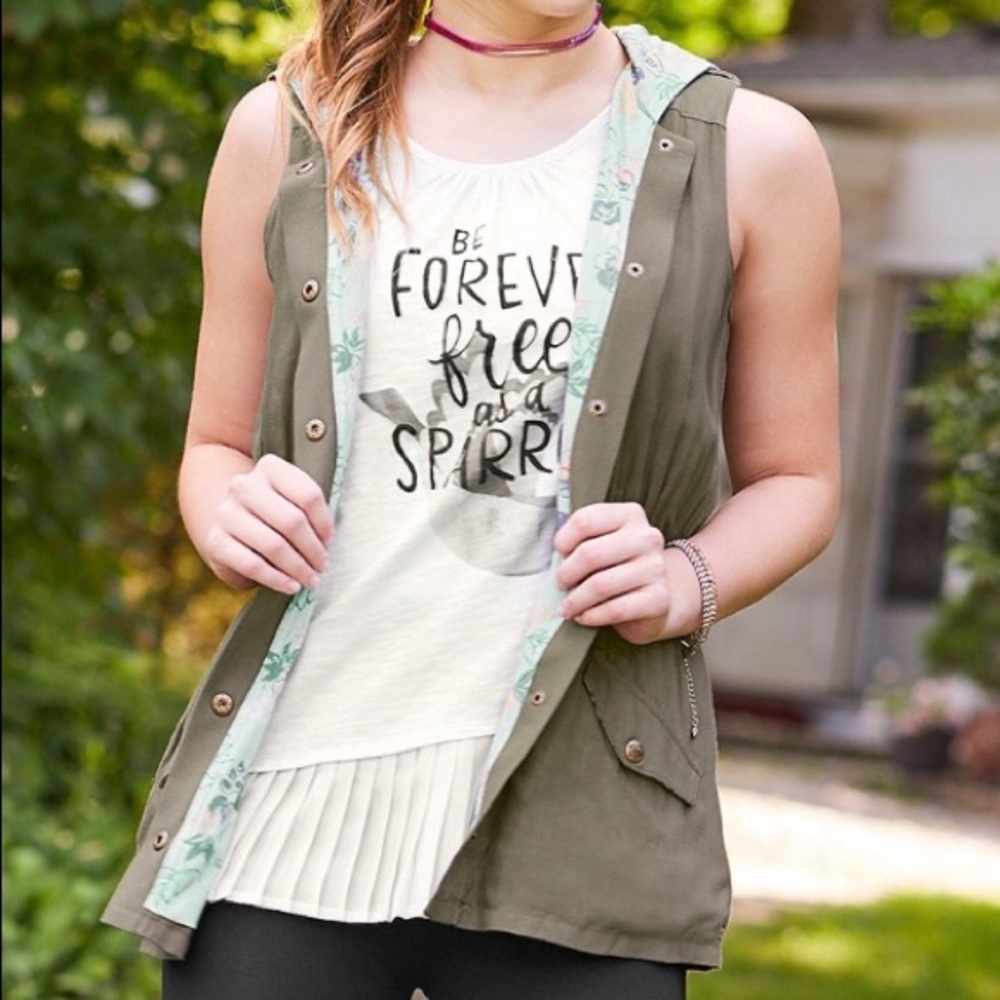 Matilda Jane Winding path vest